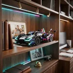 Колекційна модель Lamborghini з підсвіткою у сучасному інтер'єрі на дерев'яній полиці
