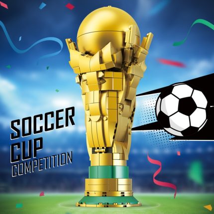 Конструктор футбольний кубок Soccer Cup Competition на фоні футбольного поля зі стадіоном та м'ячем